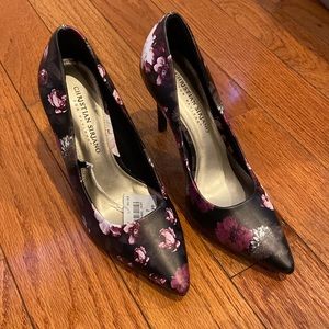 Women’s floral heels - size 7